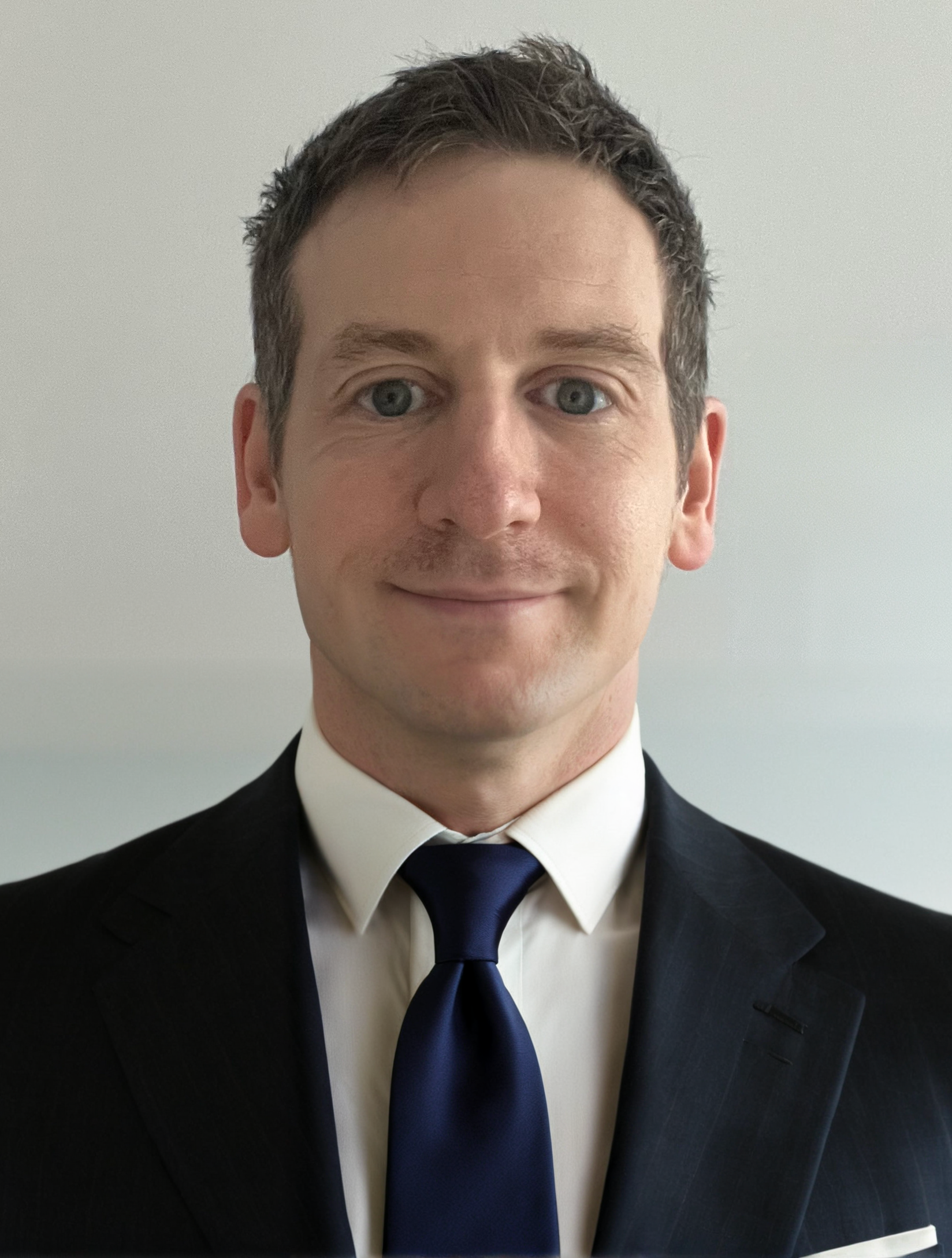 Photo of Dr Jeremy Lynch